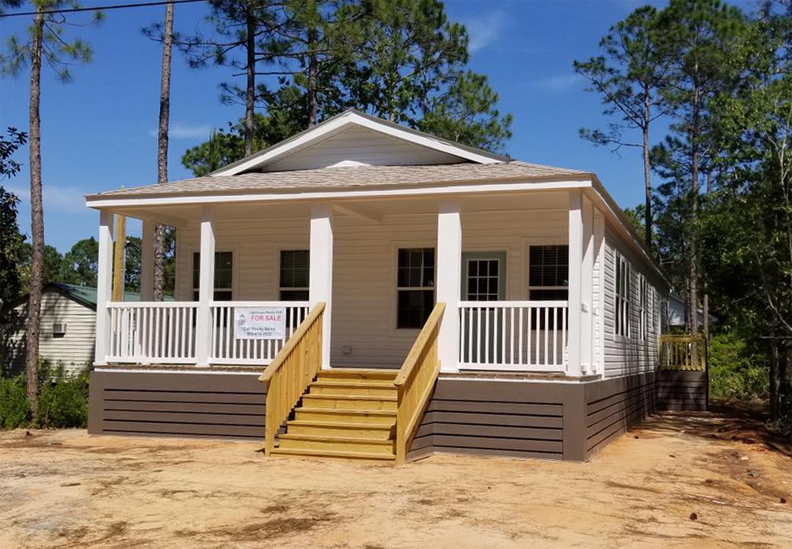 Modular home with front porch