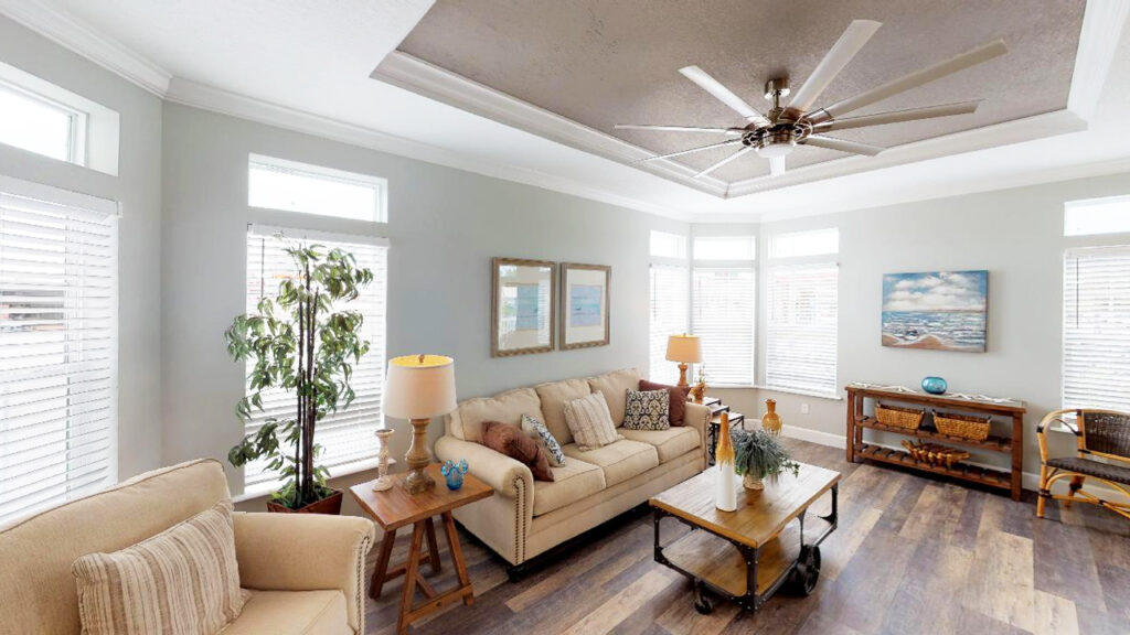 Livingroom with recessed ceiling