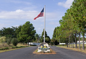 Entry to Lake Hammock Village